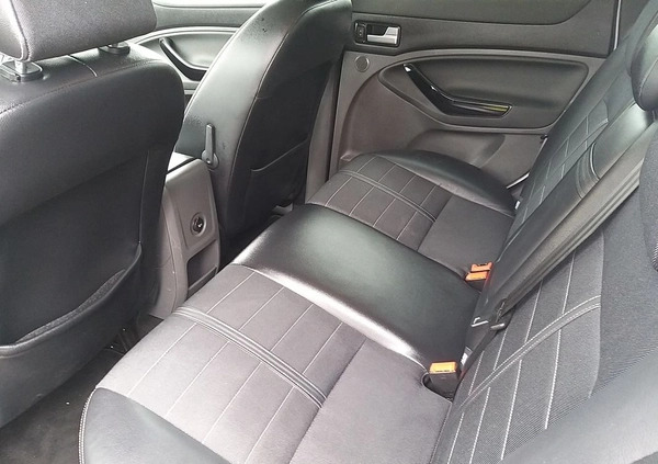 Ford Kuga cena 44000 przebieg: 170000, rok produkcji 2012 z Drezdenko małe 497